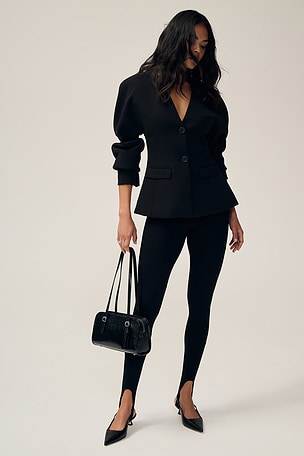 Rio Stirrup Pant LESET